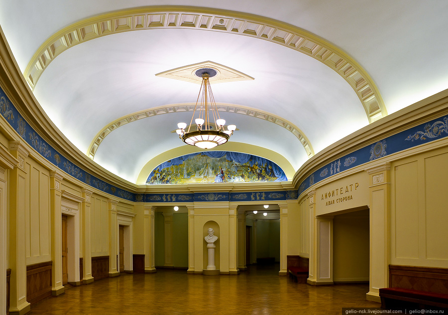 Театр оперы и балета фото внутри новосибирск